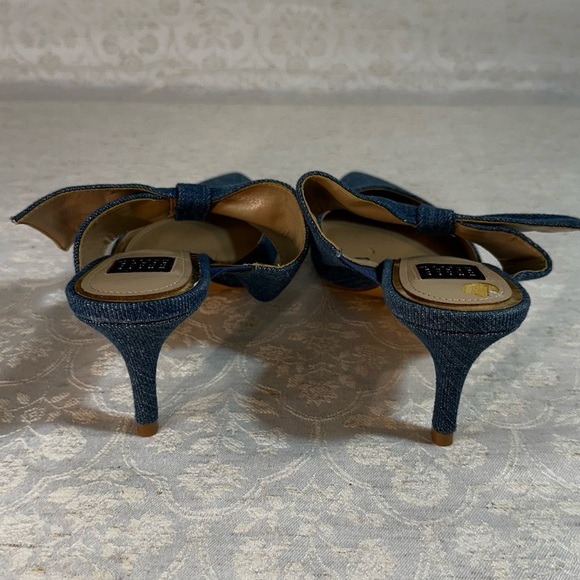White House Black Market Denim Bow Pointed-Toe Mules – Size 7M - Picture 5 of 6